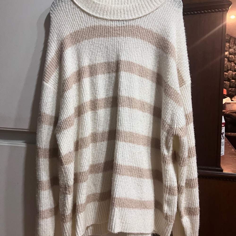 American Eagle Outfitters Cream and Tan Striped Turtleneck Sweater